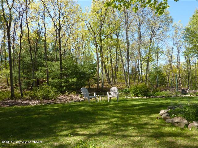 6379 B Five Springs Road Stroudsburg, PA 18360 - Photo 24 of 39 More Relaxing Areas