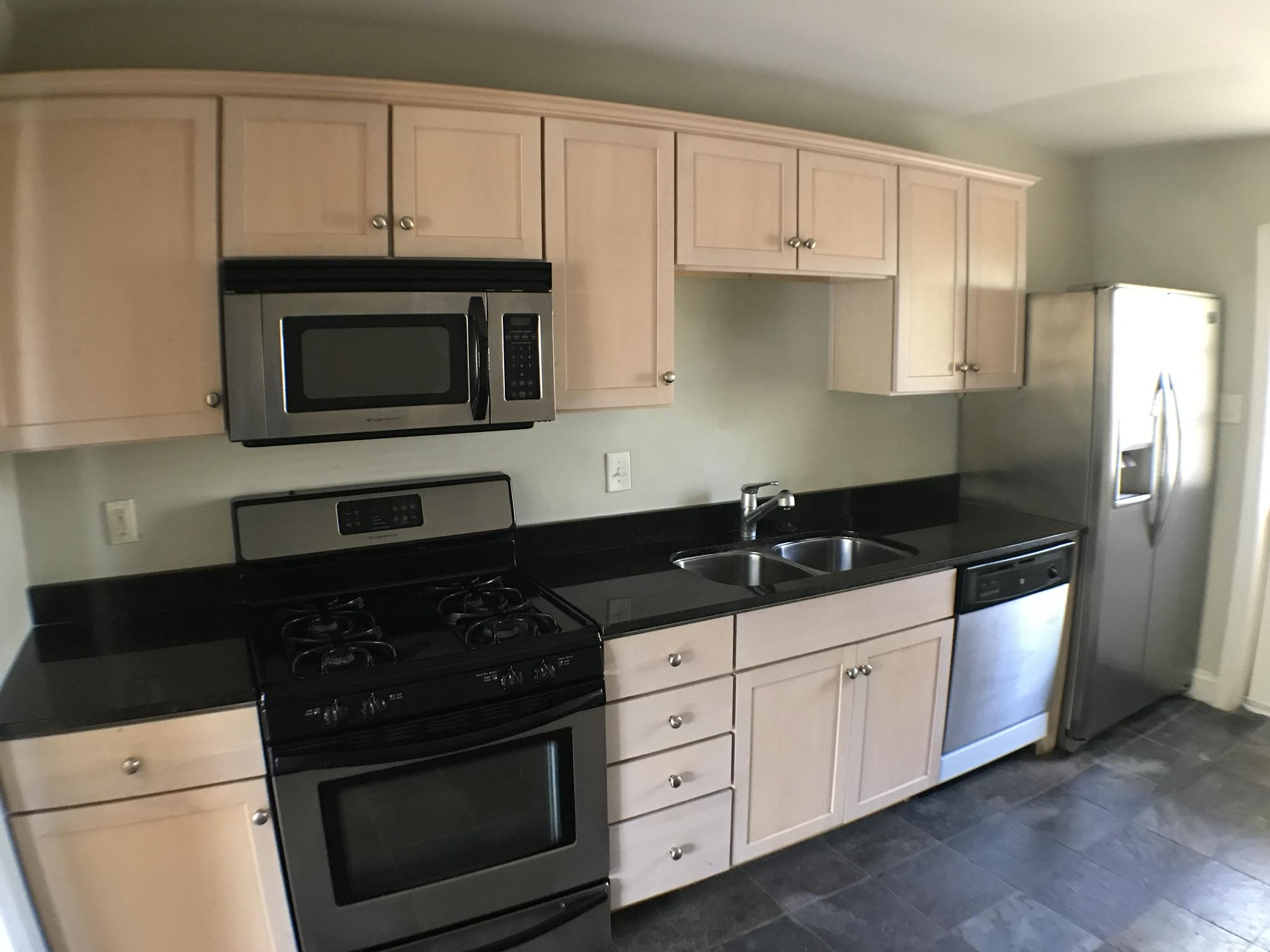 1301 Rutledge Avenue, Unit 3 Charleston, SC 29403 - Photo 7 of 10 9FD0990E-8449-443D-B439-7E3620EA12B9