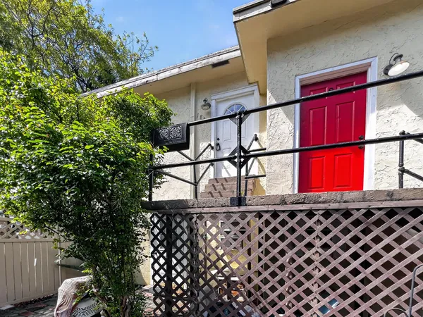 $1,975 | 1857 Buchanan Street, Unit 7, Hollywood, FL 33020