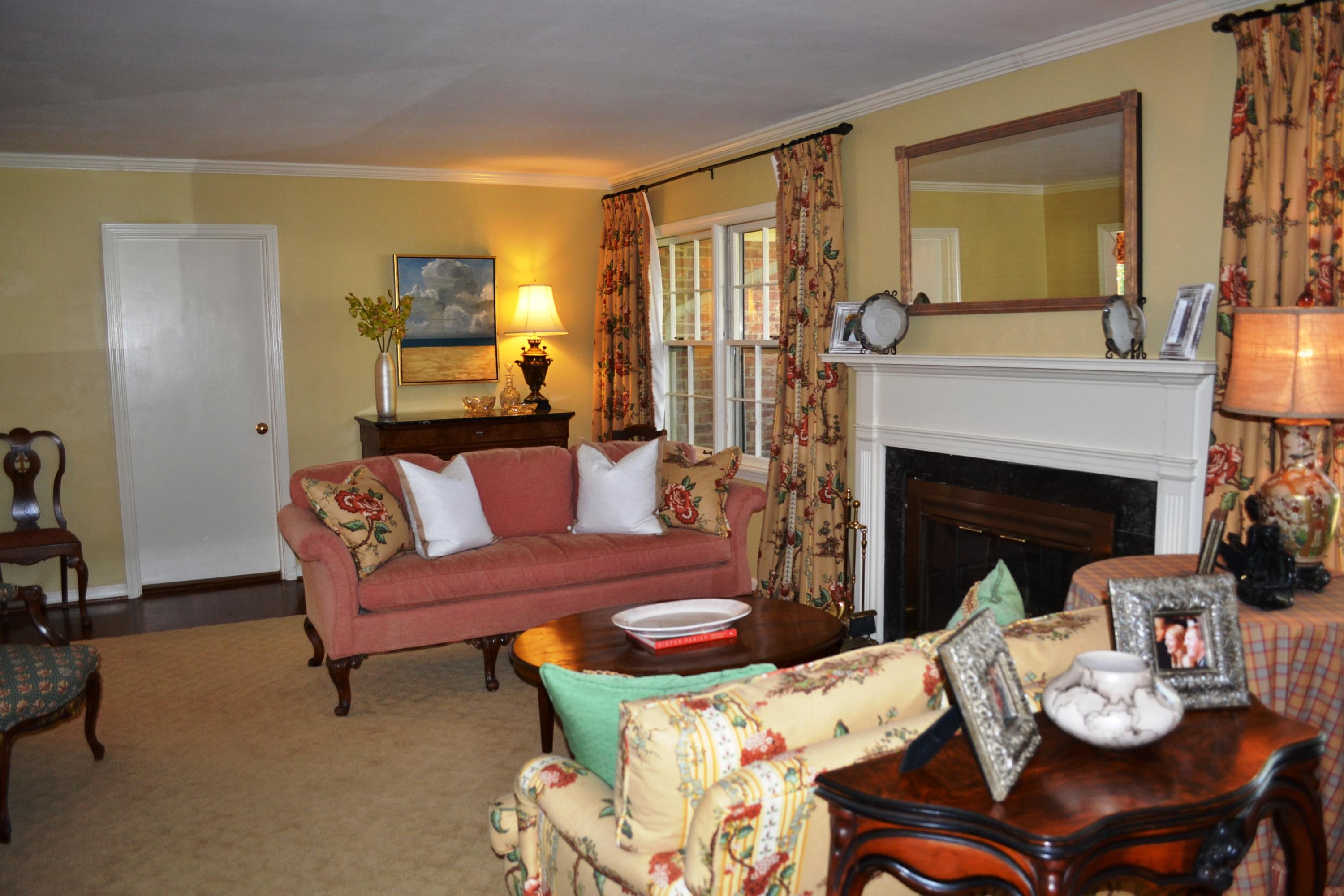 Living room 2