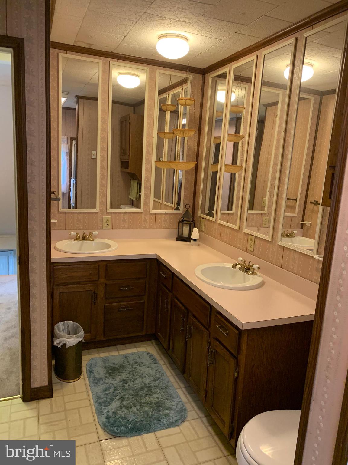 2450 Boteler Road Brownsville, MD 21715 - Photo 34 of 46 Upstairs large bathroom - room for 2