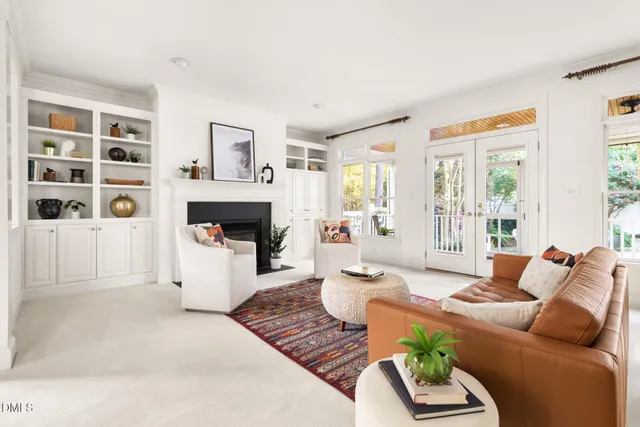 $895,000 | 201 Weathervane Drive, Carrboro, NC 27510