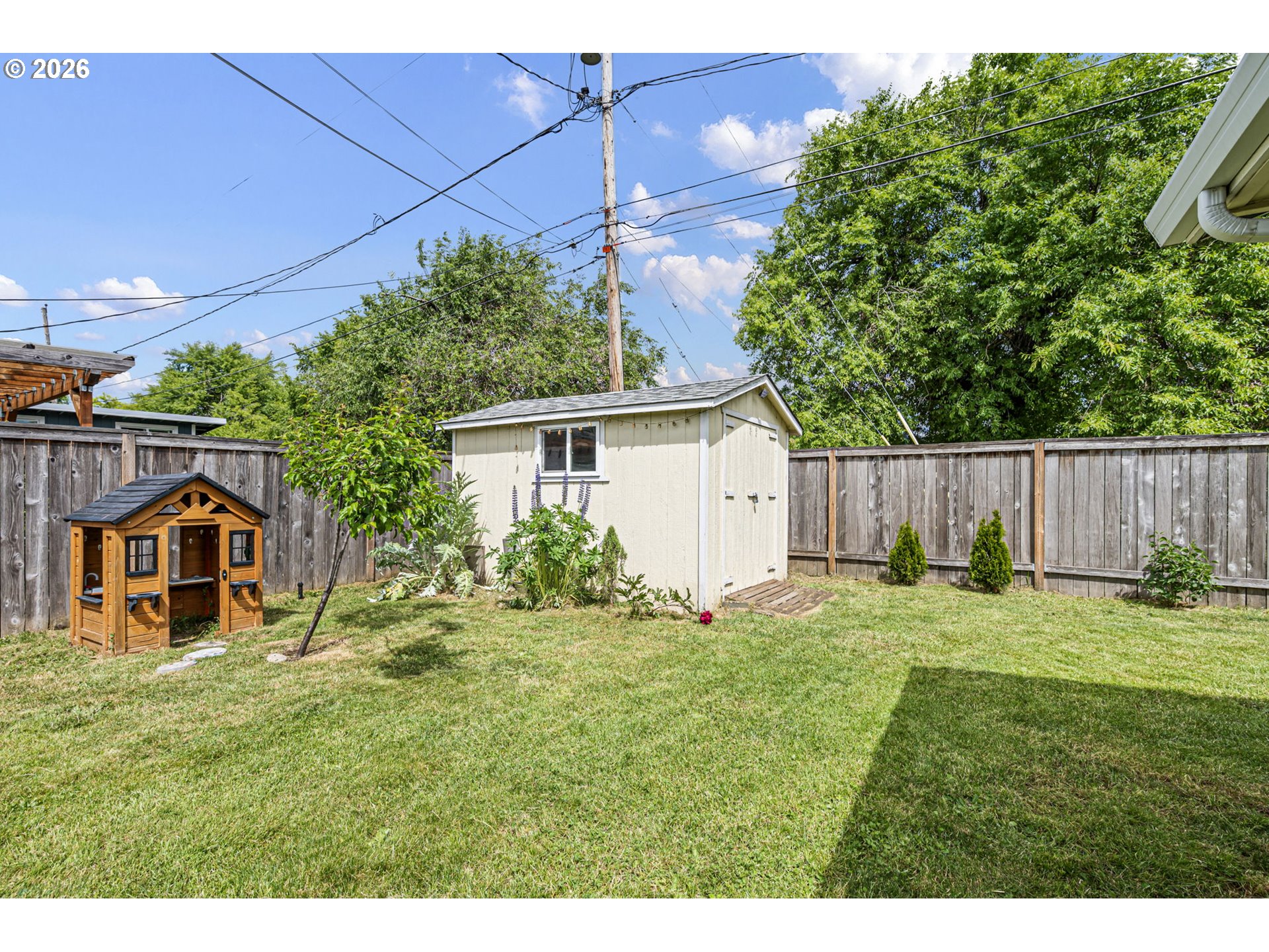 2895 Ferry Street Eugene, OR 97405 - Photo 32 of 36