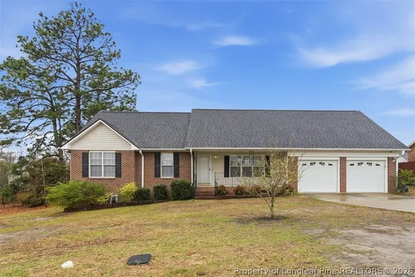 $285,000 | 3421 Masters Drive, Hope Mills, NC 28348
