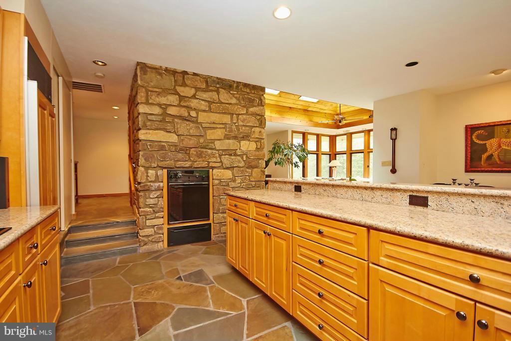611 Utterback Store Road Great Falls, VA 22066 - Photo 13 of 30 Kitchen