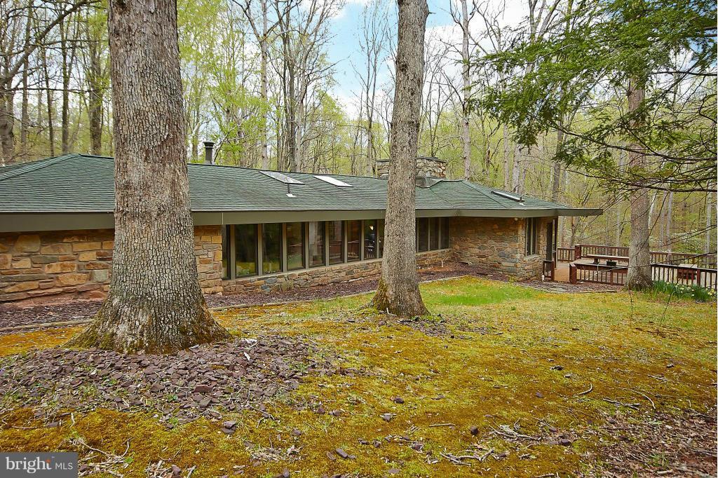 611 Utterback Store Road Great Falls, VA 22066 - Photo 27 of 30 Exterior (General)