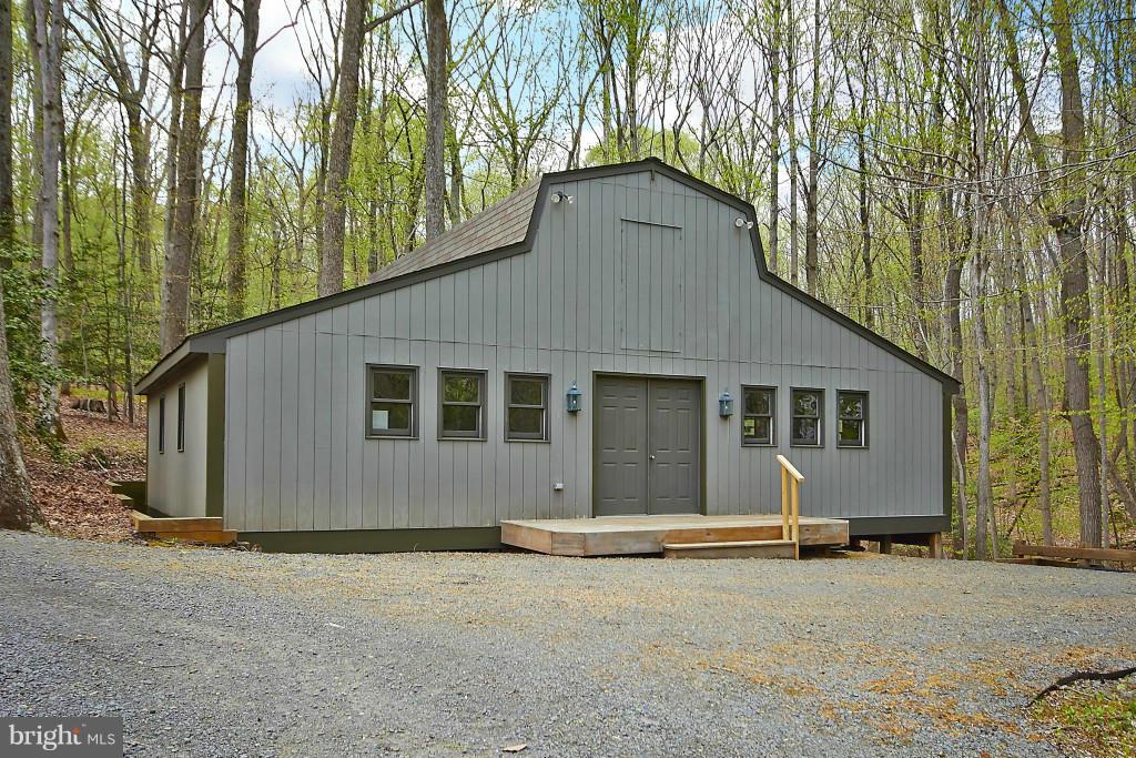 611 Utterback Store Road Great Falls, VA 22066 - Photo 28 of 30 Huge workshop with electric, heat and AC