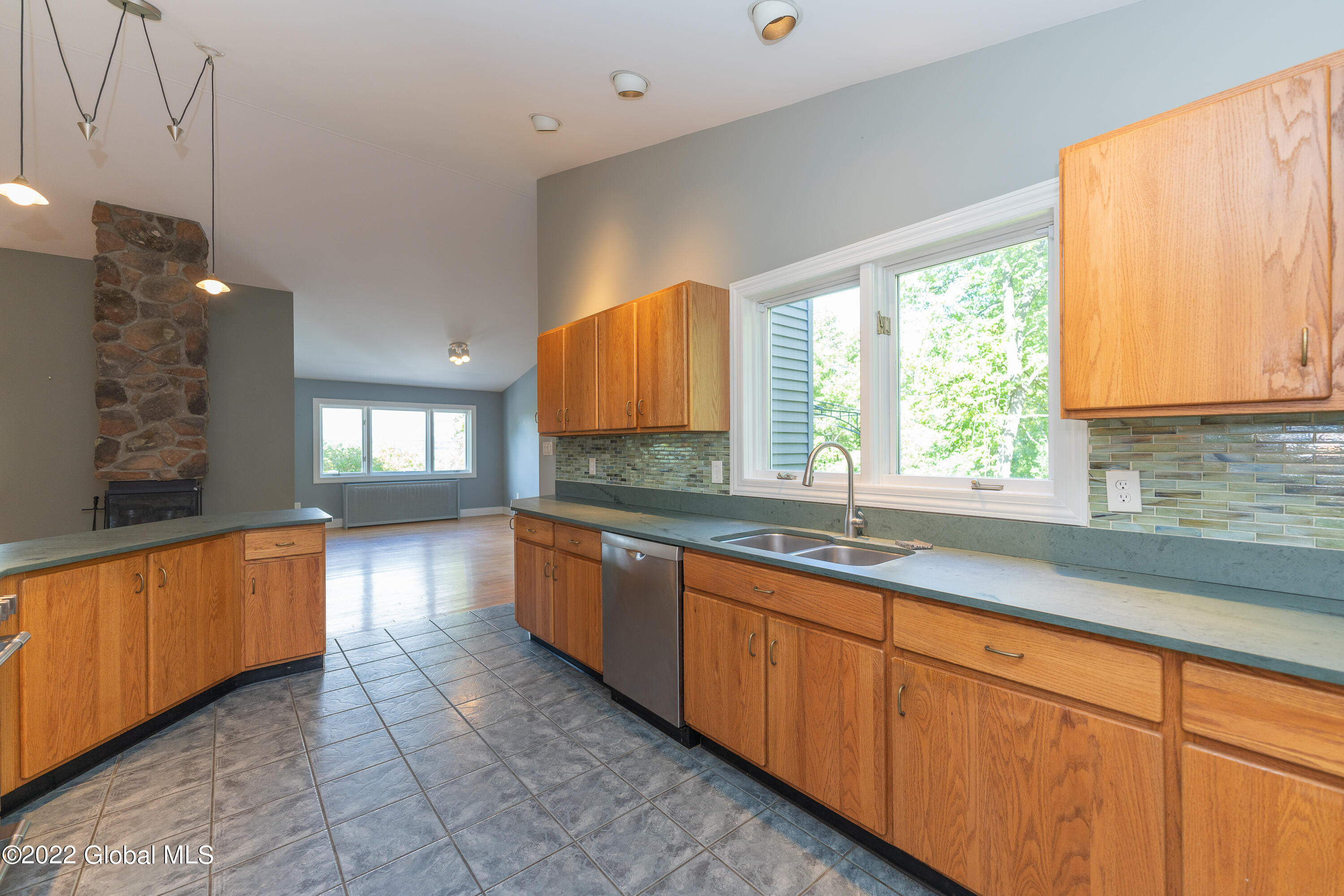 428 Hays Road Rensselaer, NY 12144 - Photo 13 of 59 3 Kitchen 8