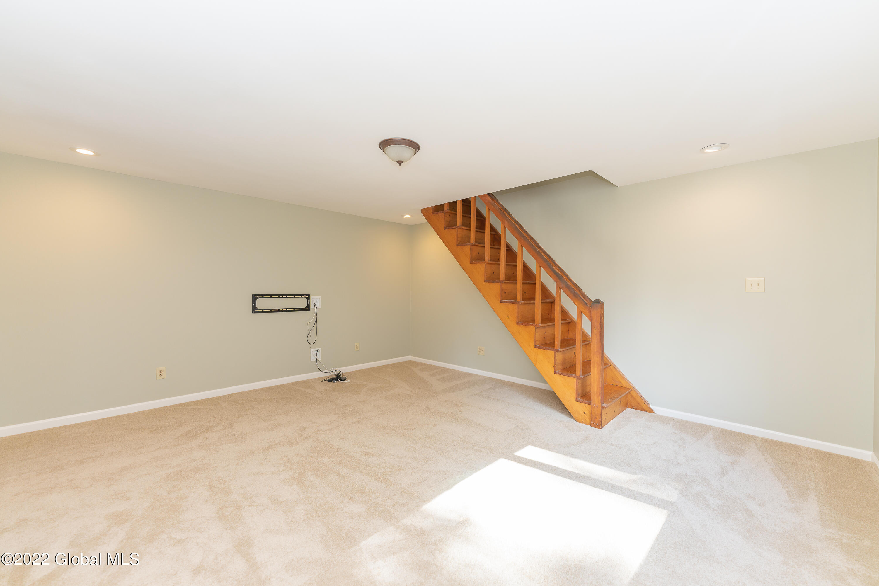 428 Hays Road Rensselaer, NY 12144 - Photo 25 of 59 4 Bonus 2