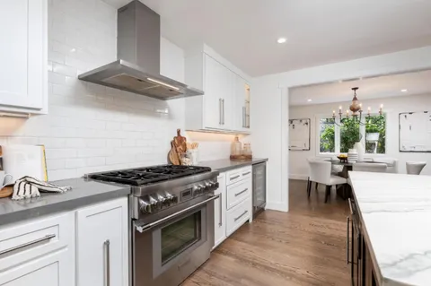 $3,295,000 | 606 Yale Drive, San Mateo, CA 94402