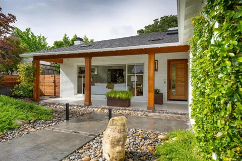 $3,295,000 | 606 Yale Drive, San Mateo, CA 94402