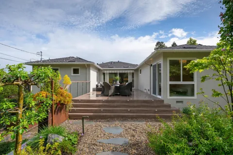 $3,295,000 | 606 Yale Drive, San Mateo, CA 94402