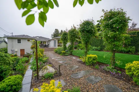 $3,295,000 | 606 Yale Drive, San Mateo, CA 94402
