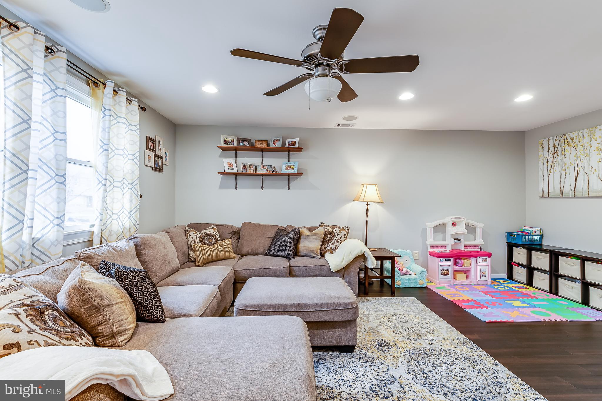 28 Dawn Road Levittown, PA 19056 - Photo 14 of 36 Gallery Image 14