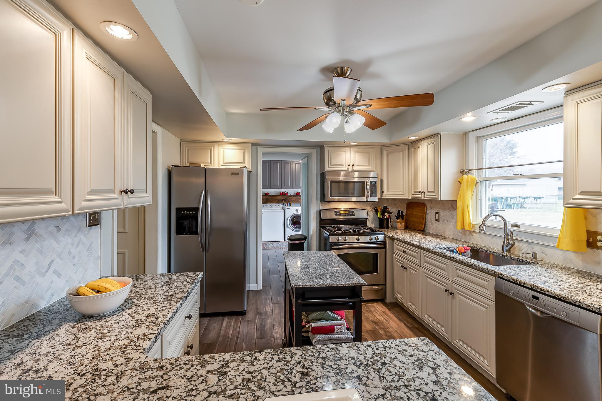 28 Dawn Road Levittown, PA 19056 - Photo 24 of 36 Gallery Image 24