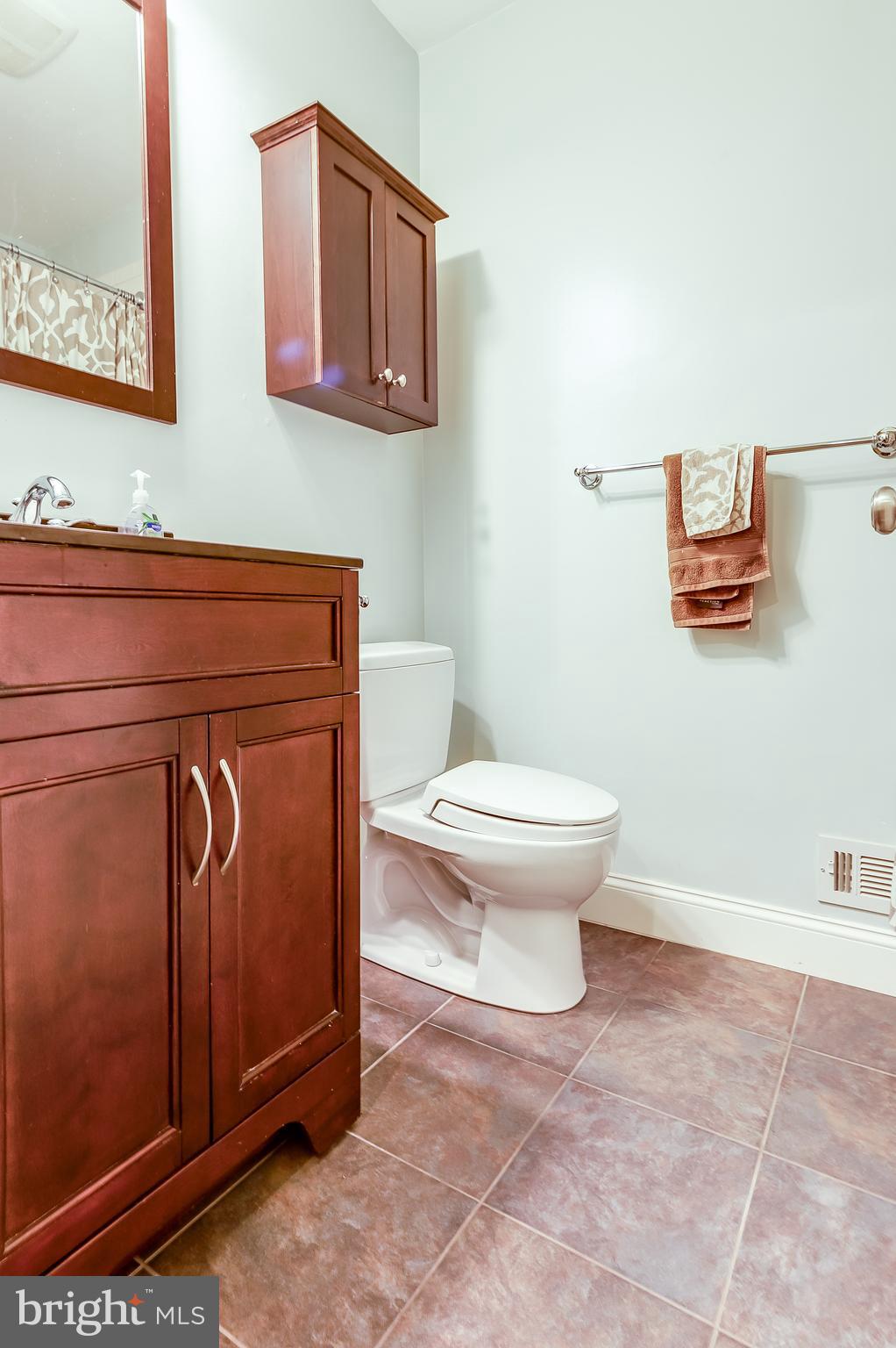 28 Dawn Road Levittown, PA 19056 - Photo 36 of 36 Gallery Image 36