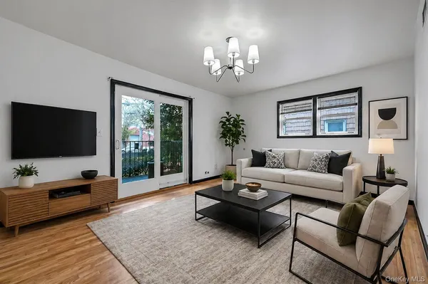 $3,150 | 417 City Island Avenue, Unit 1 | City Island