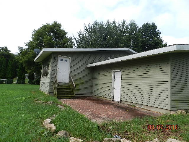 20112 Peach Road Culver, IN 46511 - Photo 2 of 16