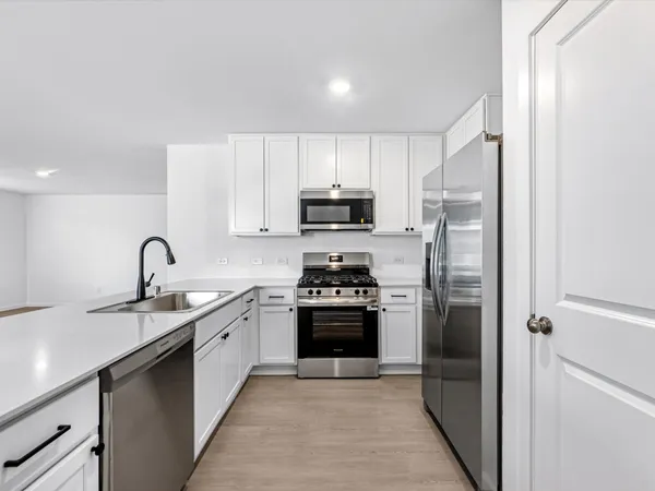 $2,100 | 25433 Carnation Court, Montgomery, TX 77316