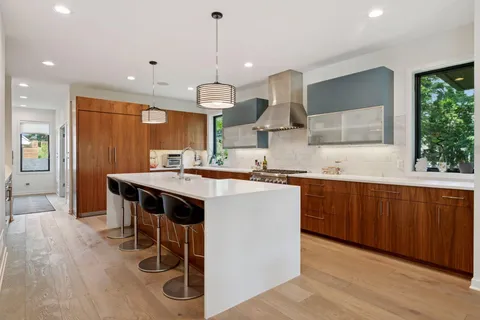 $1,950,000 | 3516 West Fuller Street, Edina, MN 55410