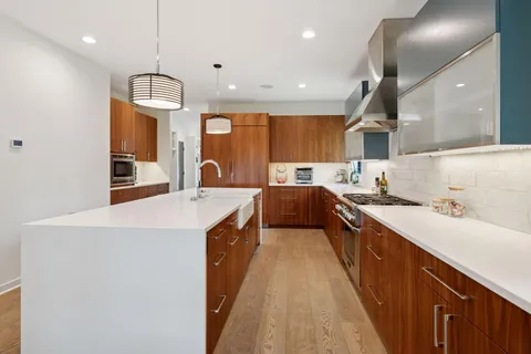 $1,950,000 | 3516 West Fuller Street, Edina, MN 55410