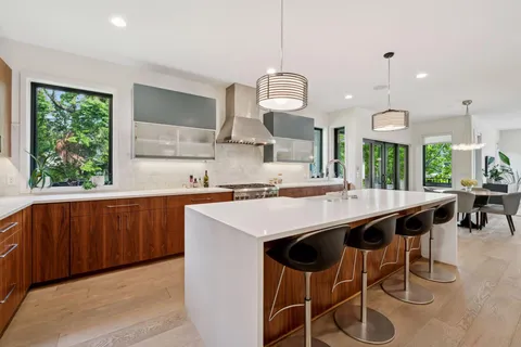 $1,950,000 | 3516 West Fuller Street, Edina, MN 55410