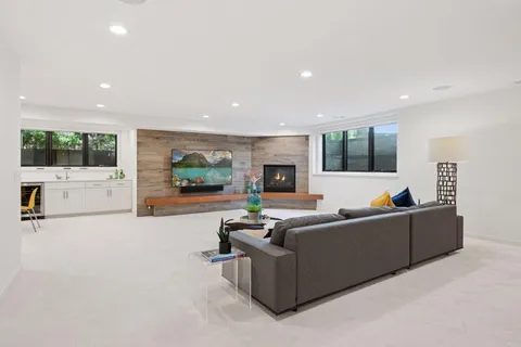 $1,950,000 | 3516 West Fuller Street, Edina, MN 55410