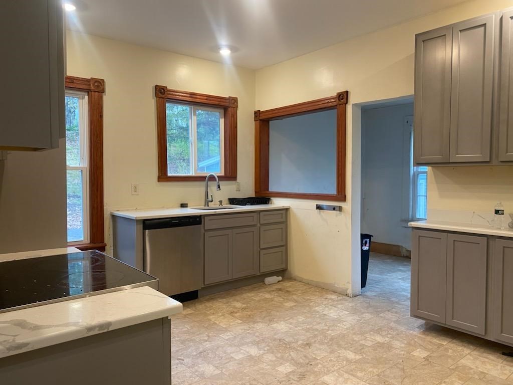 124 Prospect Street Athol, MA 01331 - Photo 5 of 21 Gallery Image 5