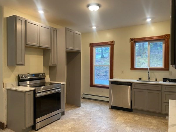 124 Prospect Street Athol, MA 01331 - Photo 6 of 21 Gallery Image 6