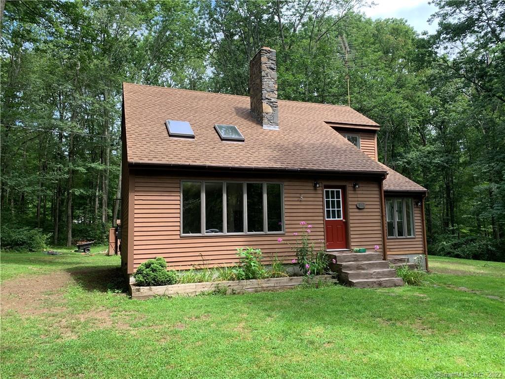 852 Hampton Road Pomfret, CT 06259 - Photo 1 of 1