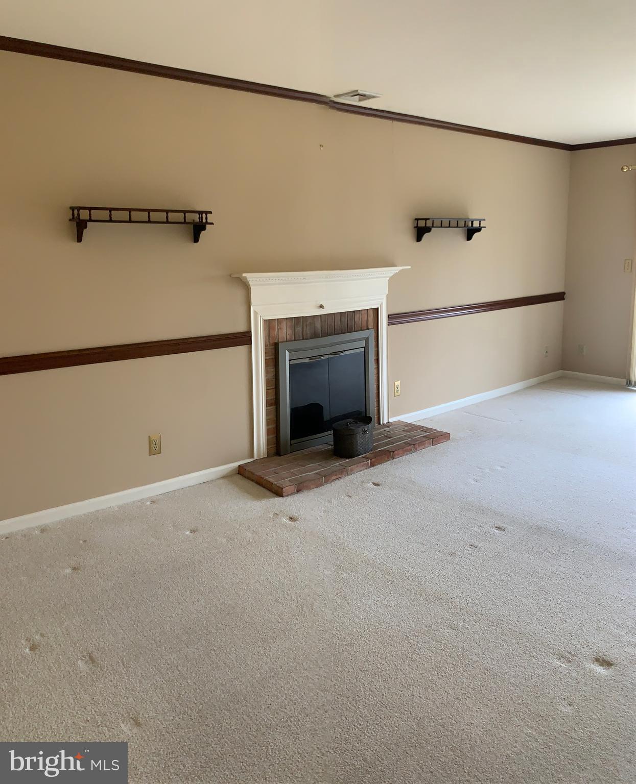 22 Tanglewood Drive Reading, PA 19607 - Photo 2 of 19