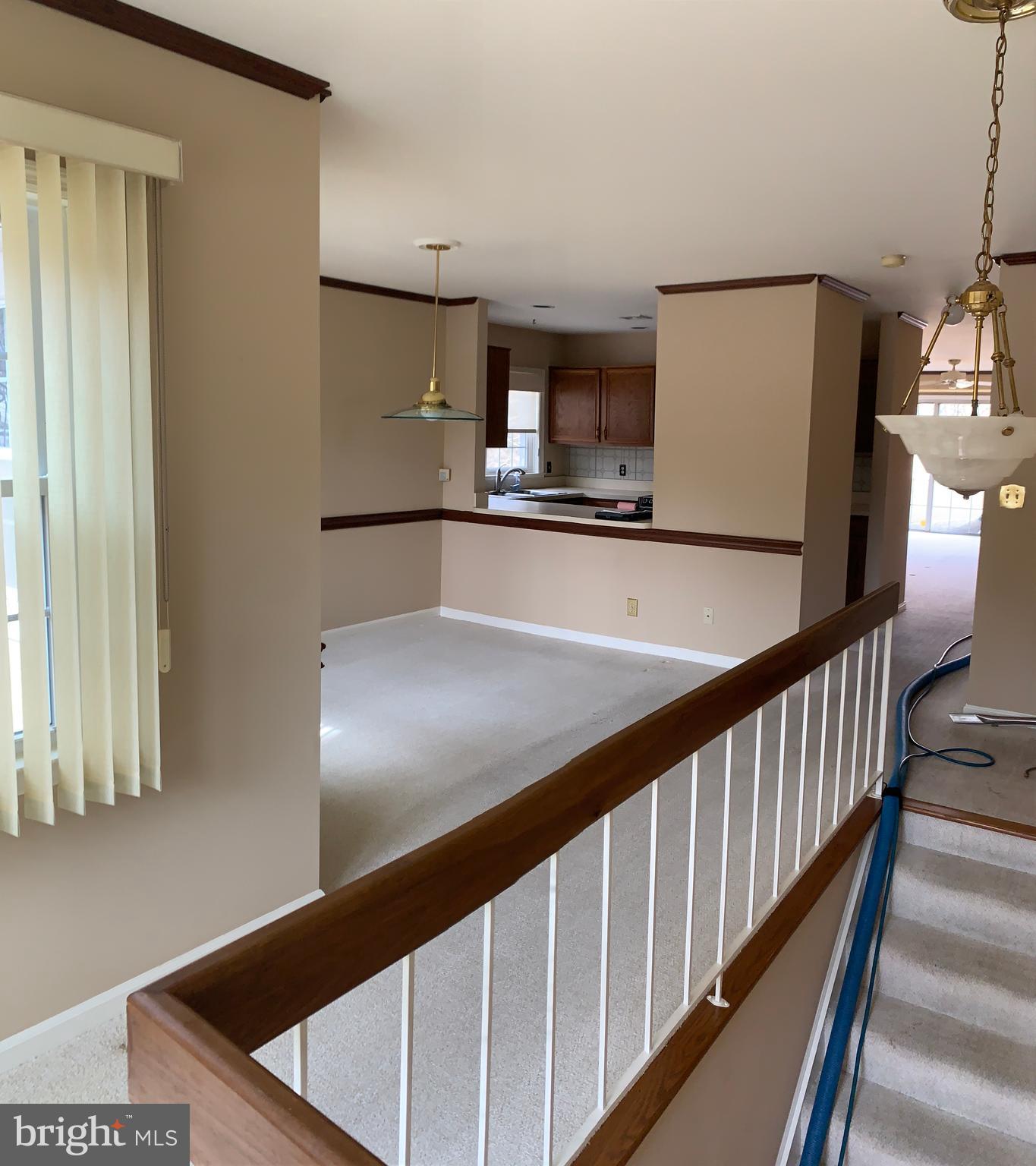 22 Tanglewood Drive Reading, PA 19607 - Photo 3 of 19