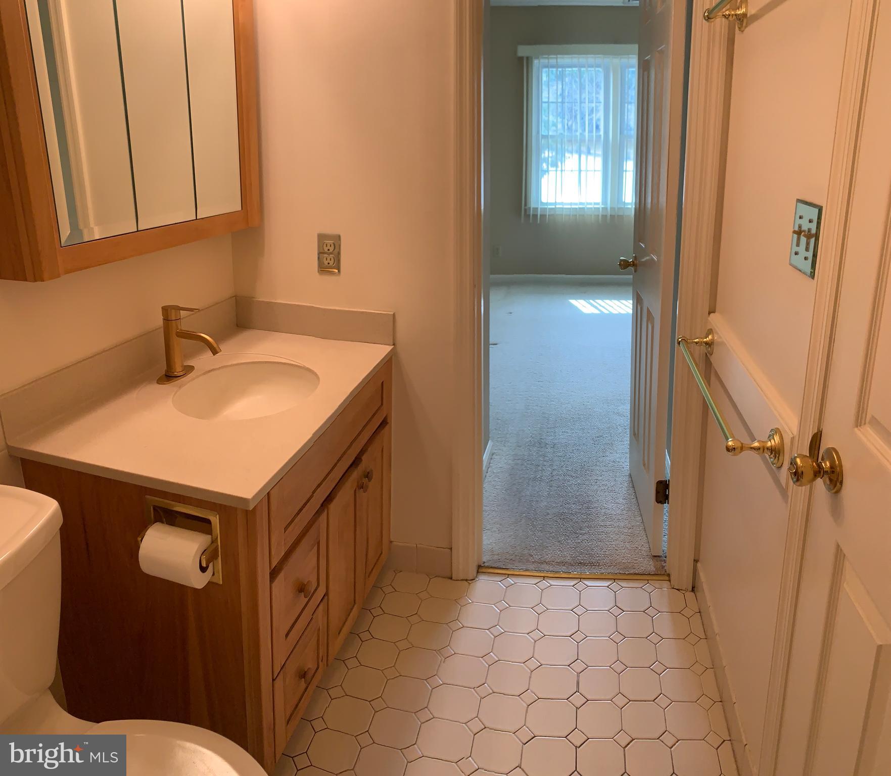 22 Tanglewood Drive Reading, PA 19607 - Photo 10 of 19