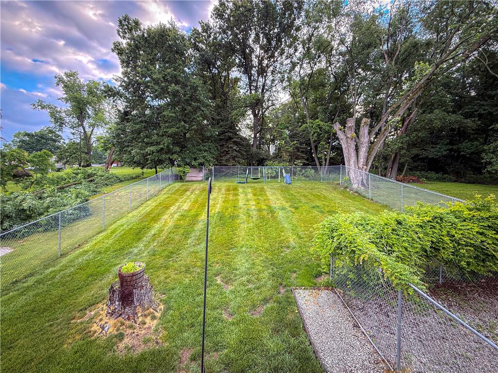 951 Logan Road Bethel Park, PA 15102 - Photo 37 of 37 Gallery Image 37