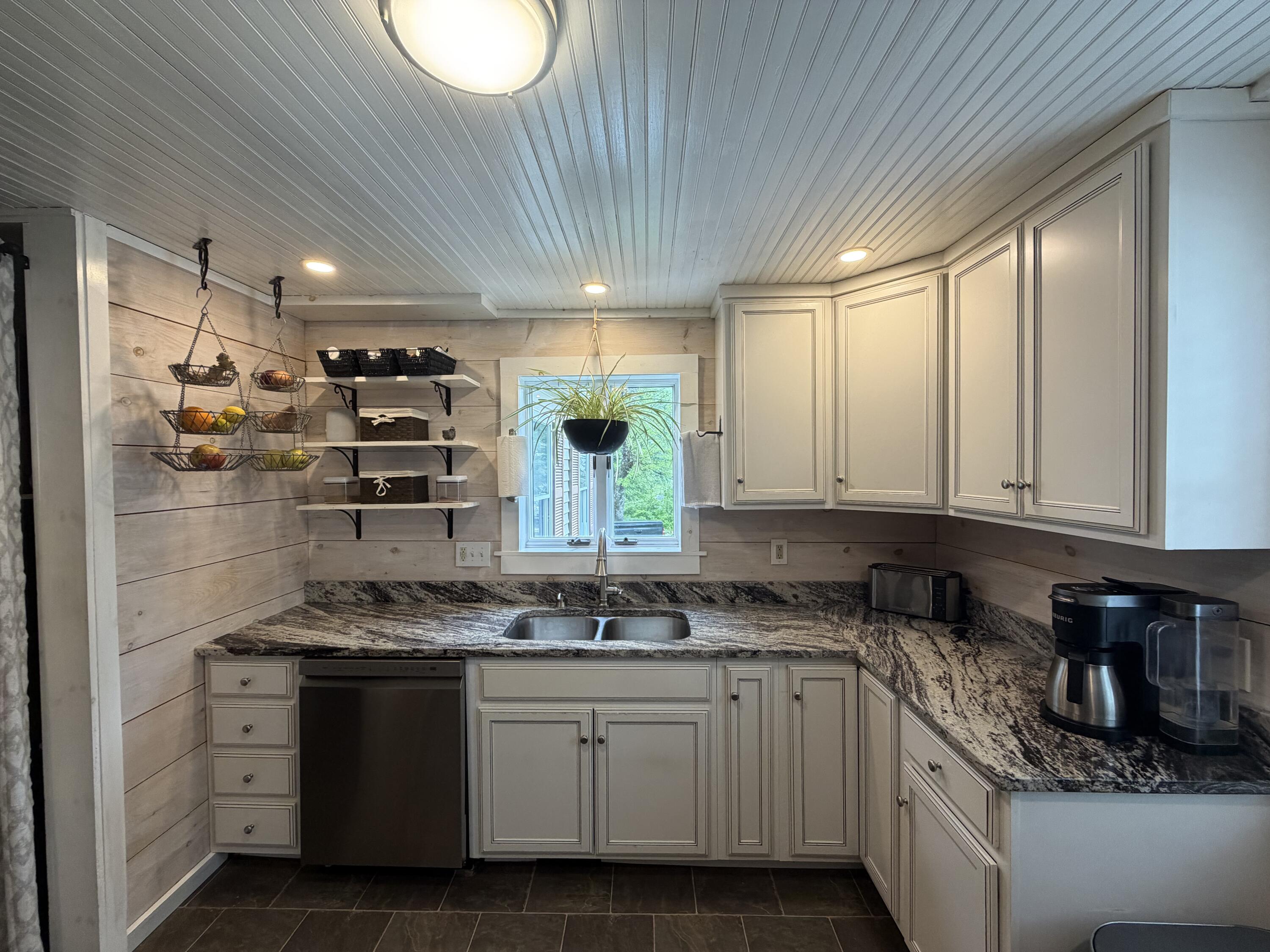 10 Danforth Street Wiscasset, ME 04578 - Photo 13 of 41 IMG_5227