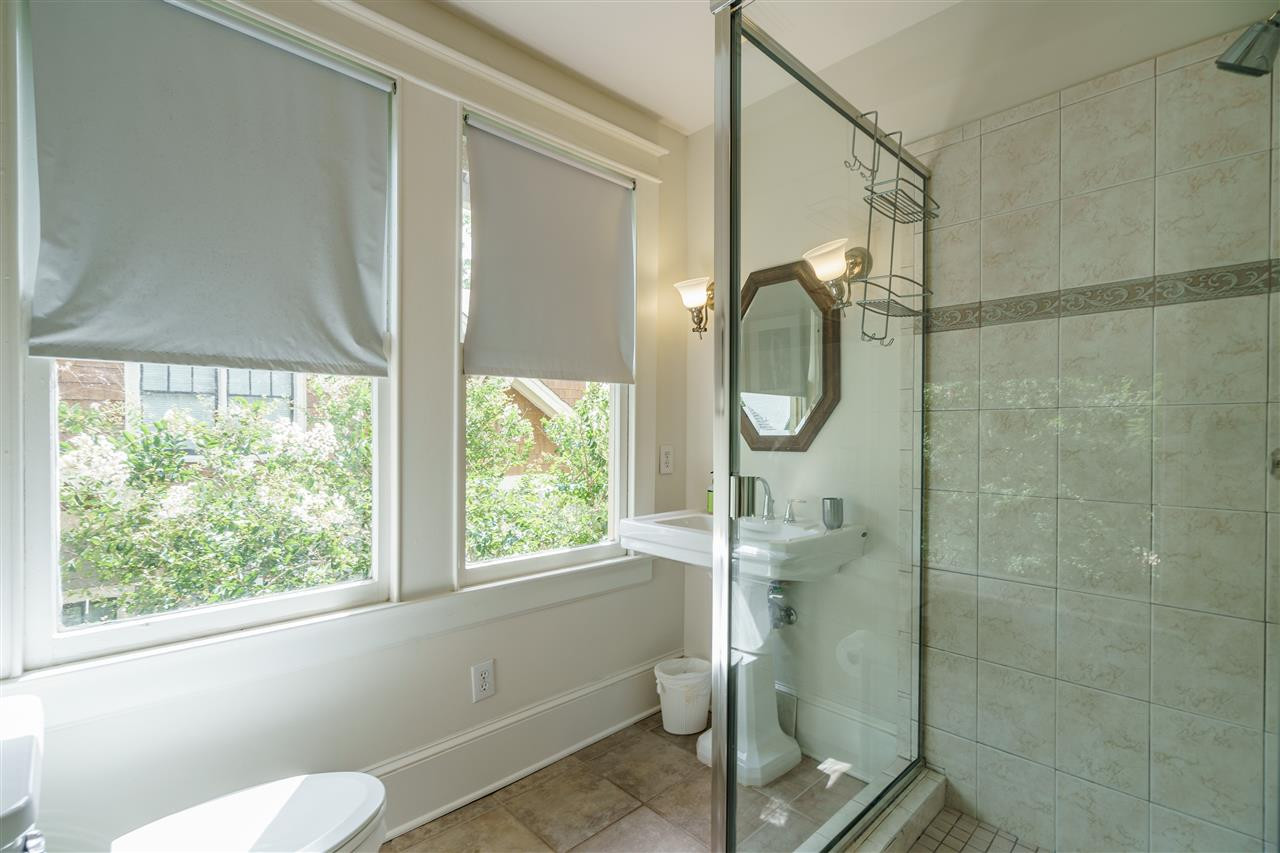 121 Hudson Street Raleigh, NC 27608 - Photo 24 of 30 Photo 24