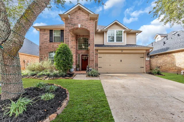 $379,900 | 3823 Lake Ballinger Lane, Richmond, TX 77406