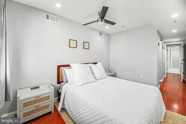 $390,000 | 4189 South Four Mile Run Drive, Unit 101, Arlington, VA 22204