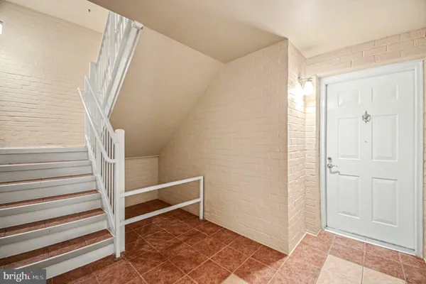 $390,000 | 4189 South Four Mile Run Drive, Unit 101, Arlington, VA 22204