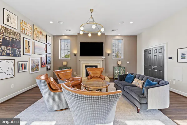 $390,000 | 4189 South Four Mile Run Drive, Unit 101, Arlington, VA 22204