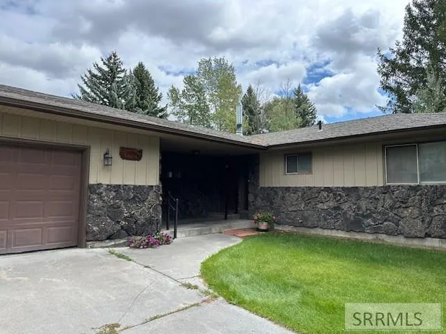 $480,000 | 643 West 100 Road South, Blackfoot, ID 83221