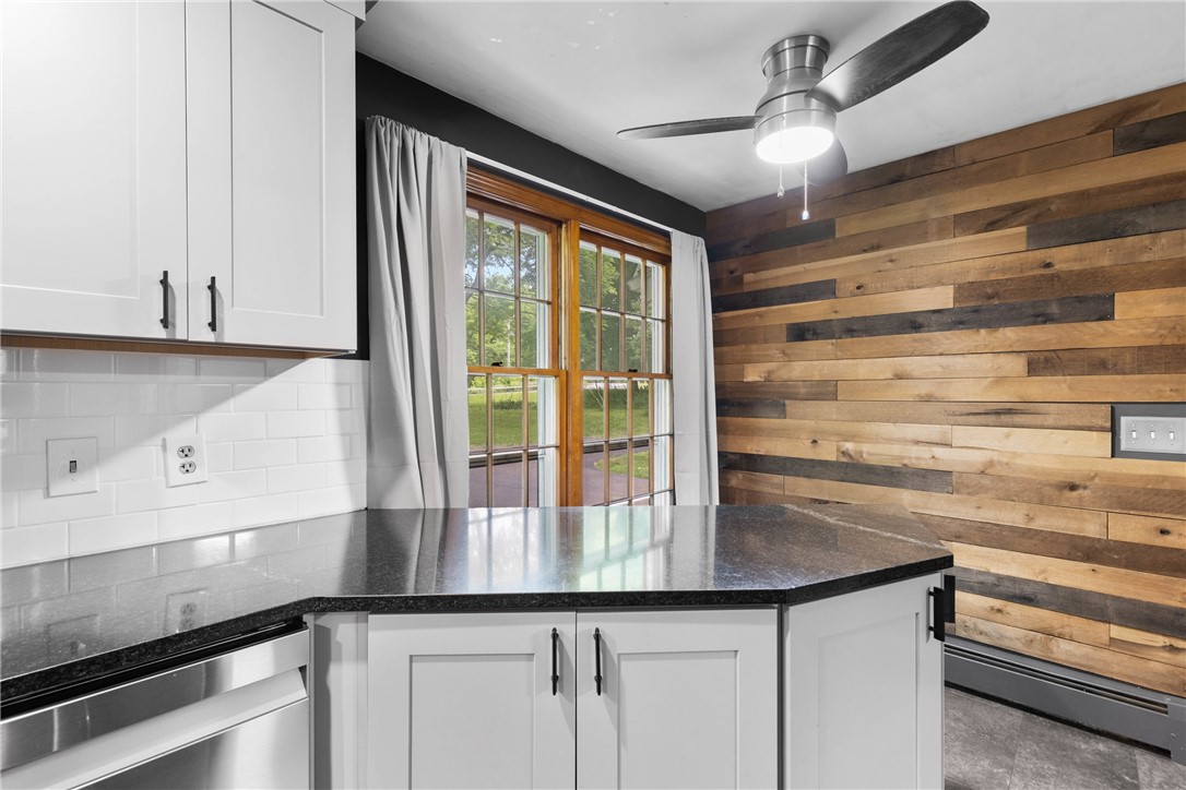 652 Marsh Road Pittsford, NY 14534 - Photo 19 of 42