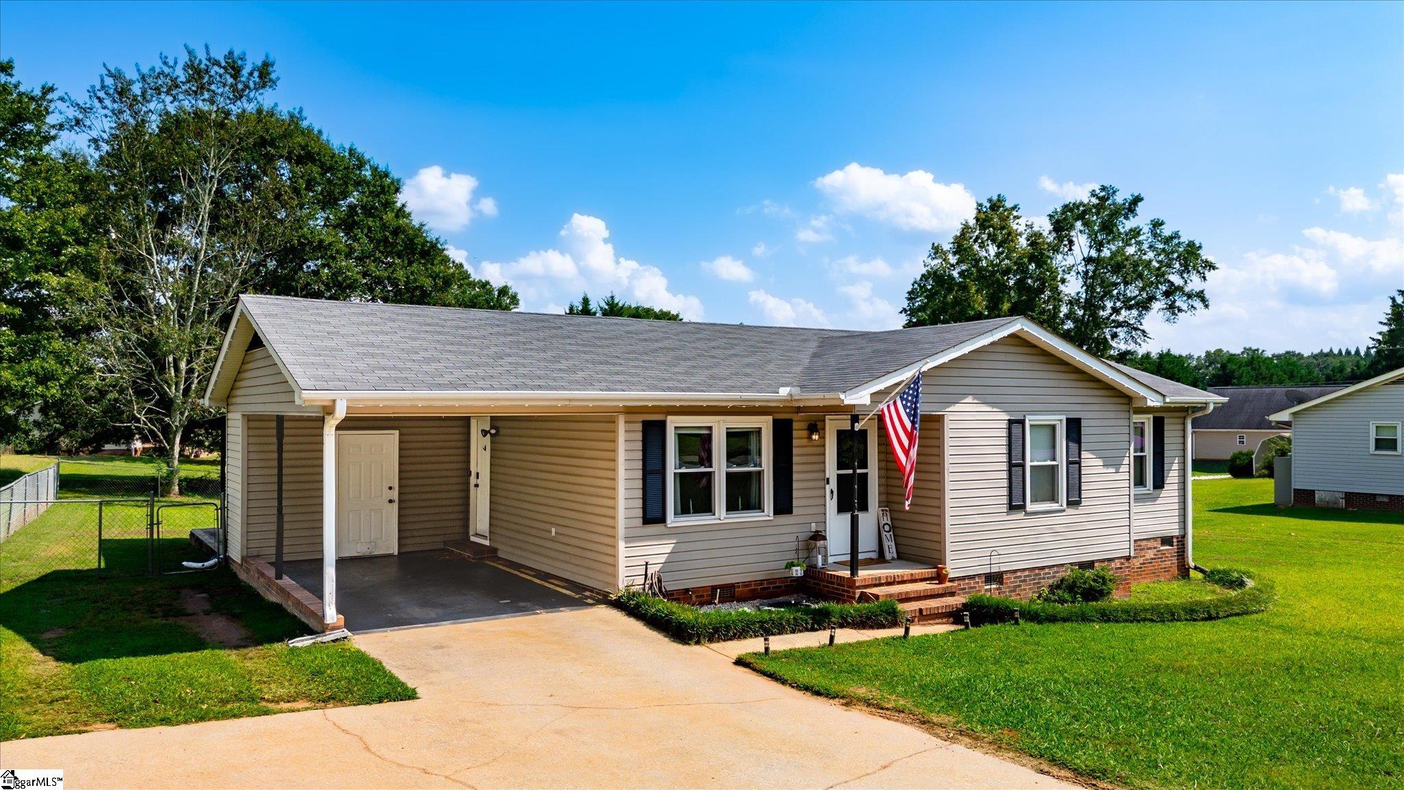 1208 Five Forks Road Pendleton, SC 29670 - Photo 2 of 33