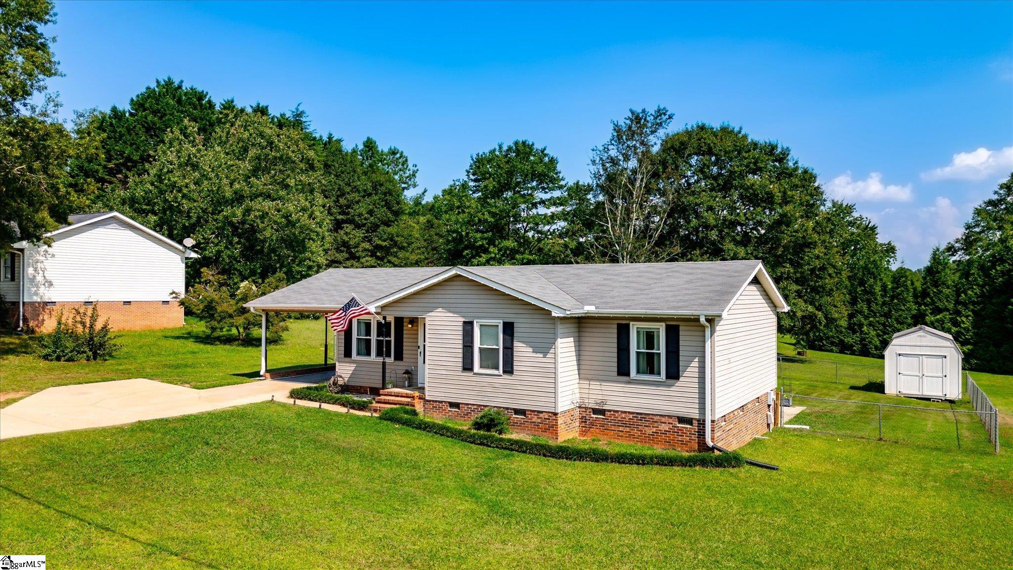 1208 Five Forks Road Pendleton, SC 29670 - Photo 3 of 33