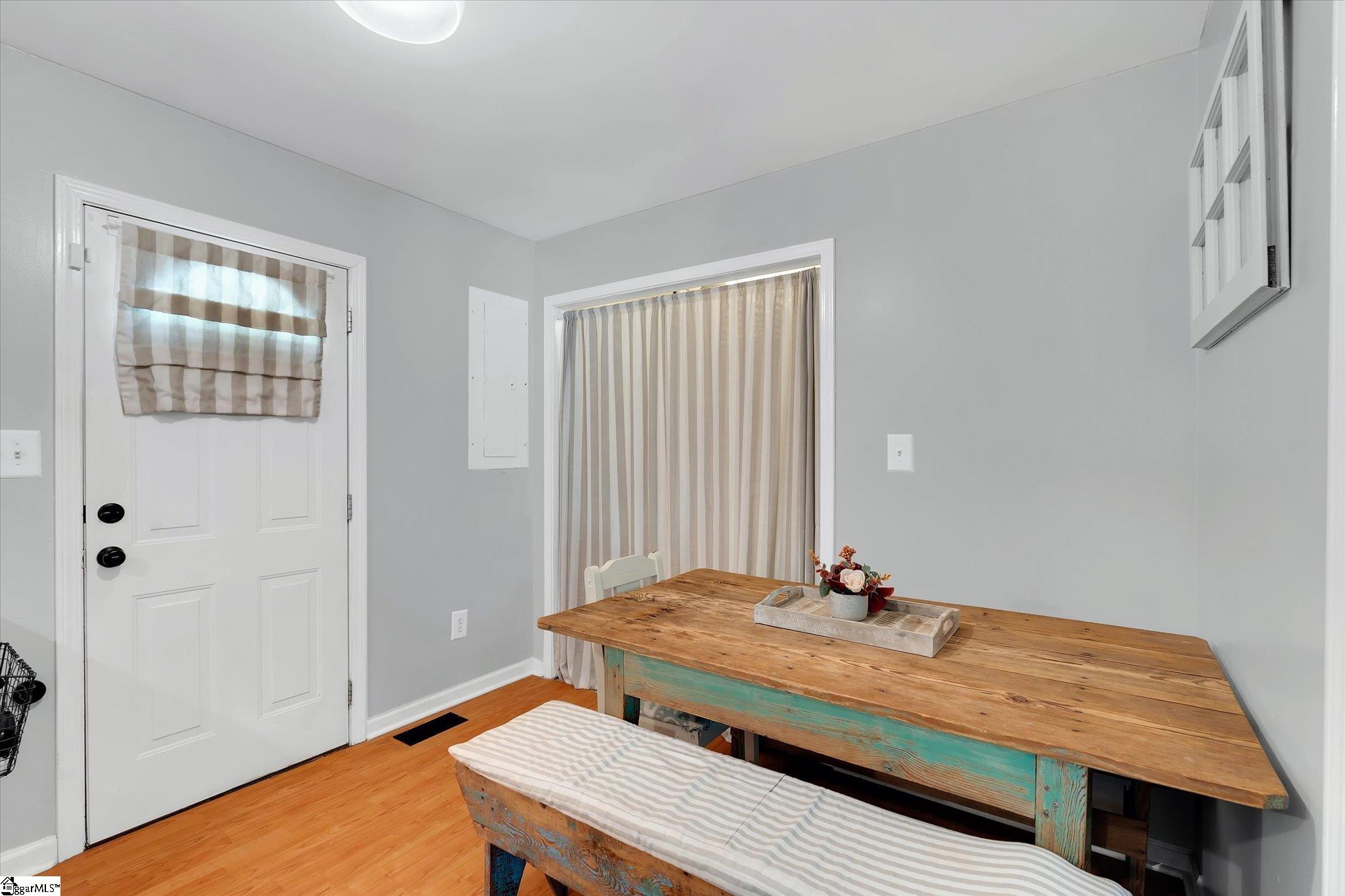 1208 Five Forks Road Pendleton, SC 29670 - Photo 8 of 33