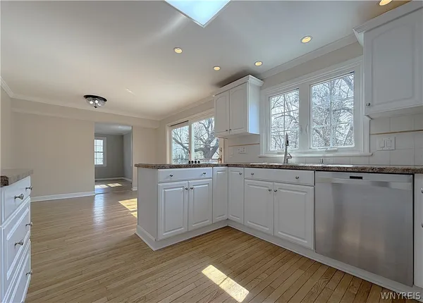 $524,900 | 10151 Pineledge Drive South, Clarence, NY 14031