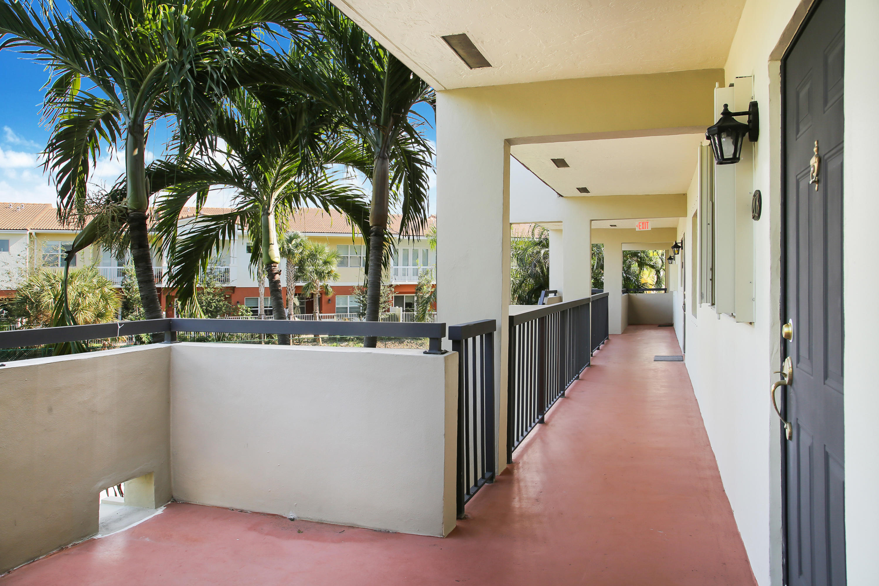 120 Northwest 70th Street, Unit 2030 Boca Raton, FL 33487 - Photo 1 of 12 iUSE photography_zt0a0108