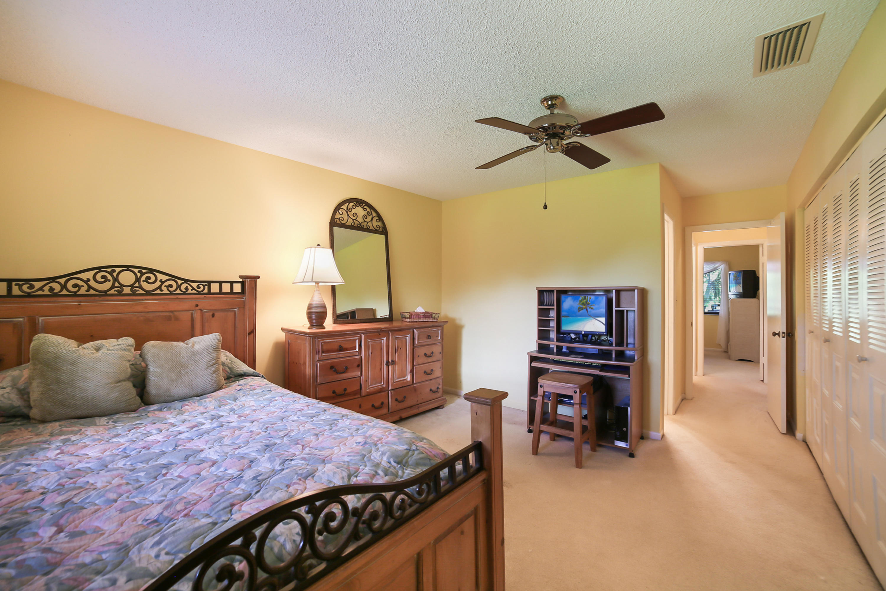120 Northwest 70th Street, Unit 2030 Boca Raton, FL 33487 - Photo 10 of 12 iUSE photography_zt0a0099