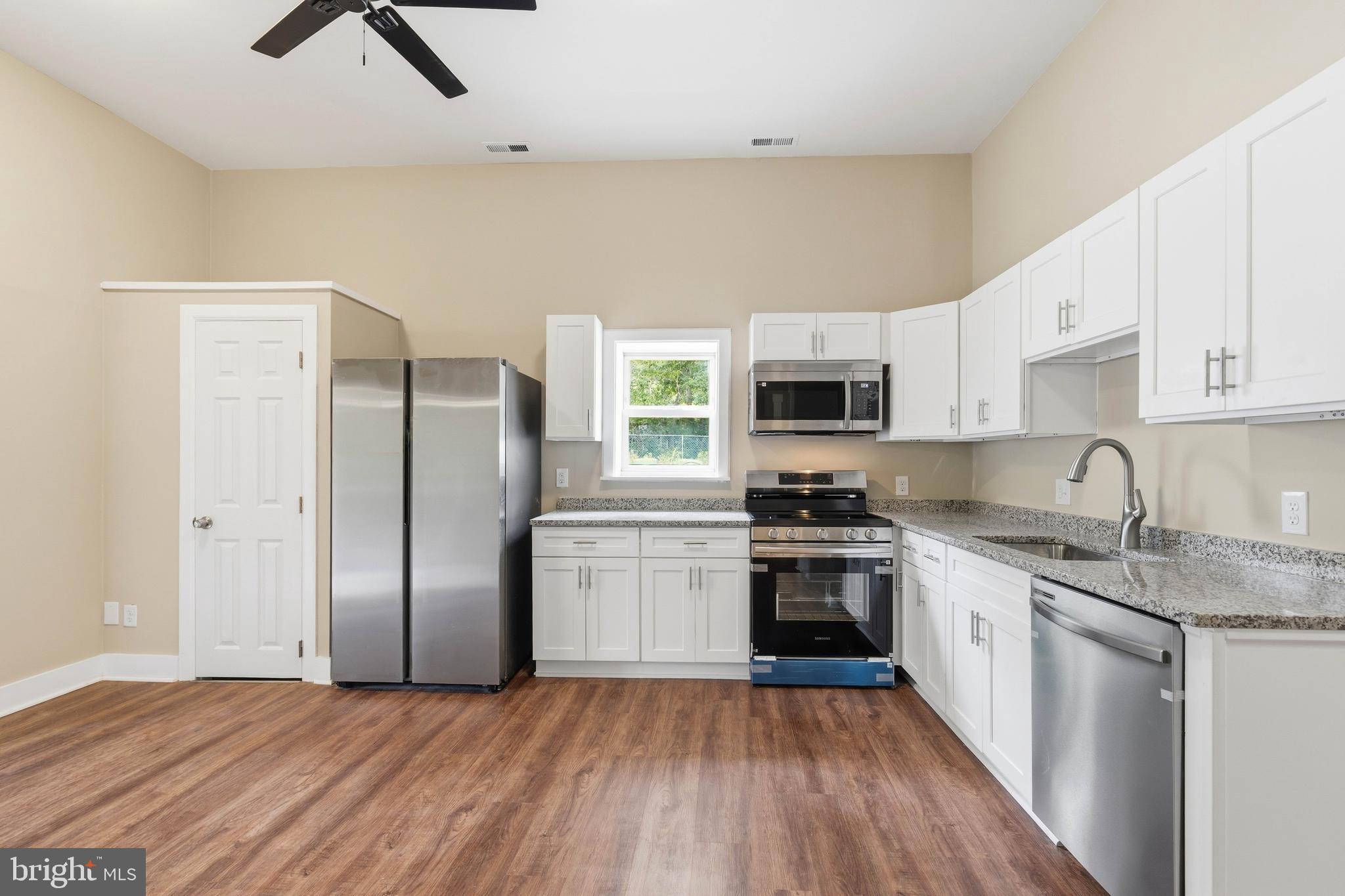 113 Pine Road Millville, NJ 08332 - Photo 7 of 32