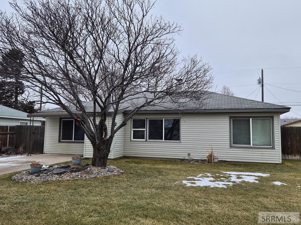 1030 Everett Avenue Pocatello, ID 83201 - Photo 1 of 22 Main View